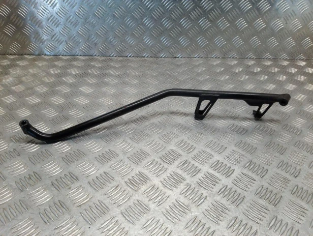 Stelaż wspornik prawy owiewki silnika BMW R 1200RT K26 10-14r   PN. 46637711657