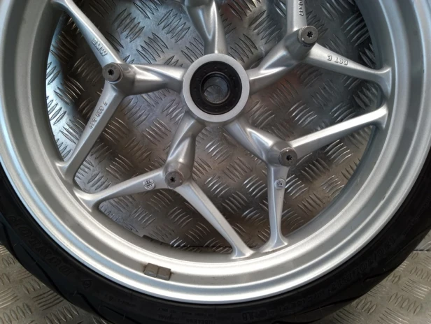 Felga koło przód J17M/CxMT3.50 BMW R 1200RT K26 10-14r   PN. 36317696159