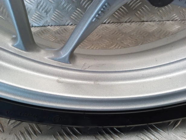 Felga koło przód J17M/CxMT3.50 BMW R 1200RT K26 10-14r   PN. 36317696159