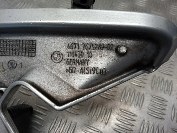 Set mocowanie podnóżka lewy BMW R 1200RT K26 03-14r   PN. 46717675289