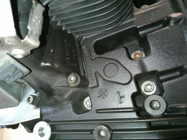 Silnik kompletny skrzynia biegów BMW R 1200RT K26 10-14r   PN. 11007716691