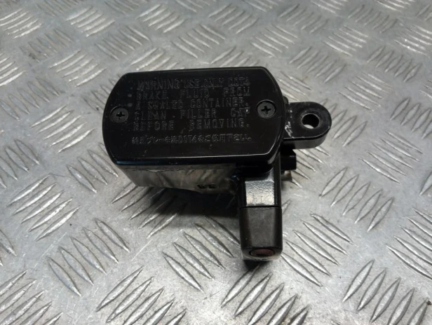Pompa hamulca przód YAMAHA XVS 950 MIDNIGHT STAR 09-17r   PN. 5S7-25870-01