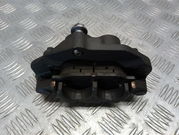Zacisk hamulca przód YAMAHA XVS 950 MIDNIGHT STAR 09-17r   PN. 5S7-2580T-00