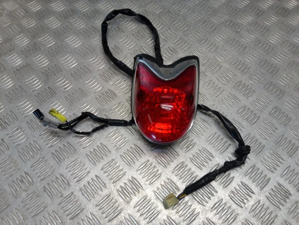 Lampa tył tylna YAMAHA XVS 950 MIDNIGHT STAR 09-17r   PN. 5S7-84700-00