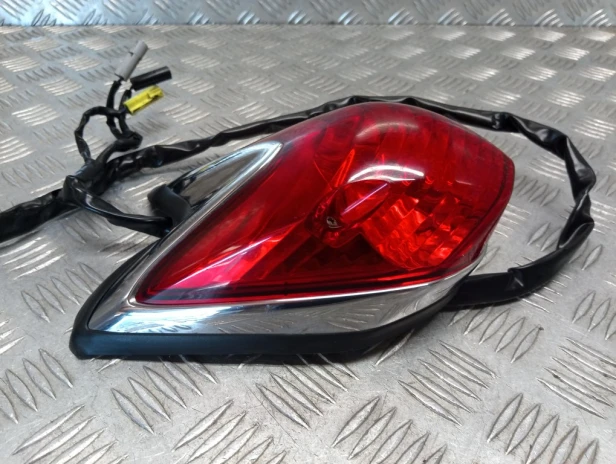 Lampa tył tylna YAMAHA XVS 950 MIDNIGHT STAR 09-17r   PN. 5S7-84700-00