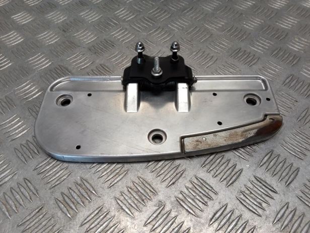 Podest kierowcy prawy YAMAHA XVS 950 MIDNIGHT STAR 09-17r   PN. 4NK-27461-10