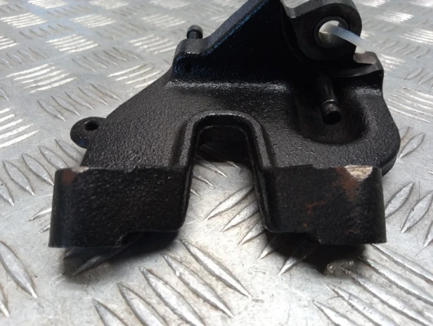 Stelaż mocowanie stopki bocznej YAMAHA XVS 950 MIDNIGHT STAR 09-17r   PN. 3D8-27321-00