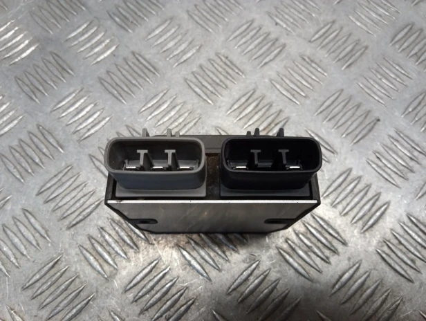 Regulator napięcia YAMAHA XVS 950 MIDNIGHT STAR 09-17r   PN. 1D7-81960-01