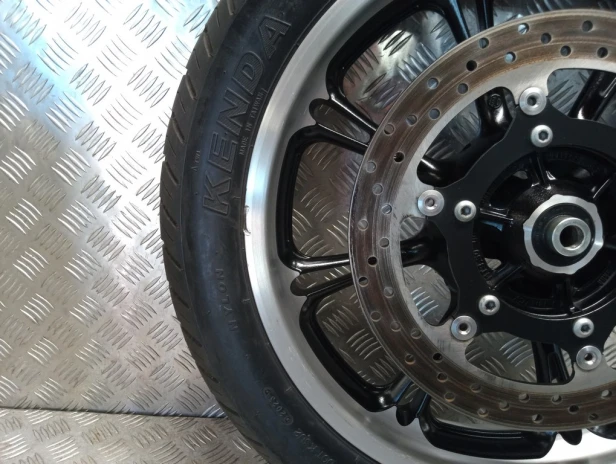Felga koło przód J18M/CxMT3.50 YAMAHA XVS 950 MIDNIGHT STAR 09-17r   PN. 5S7-25168-01