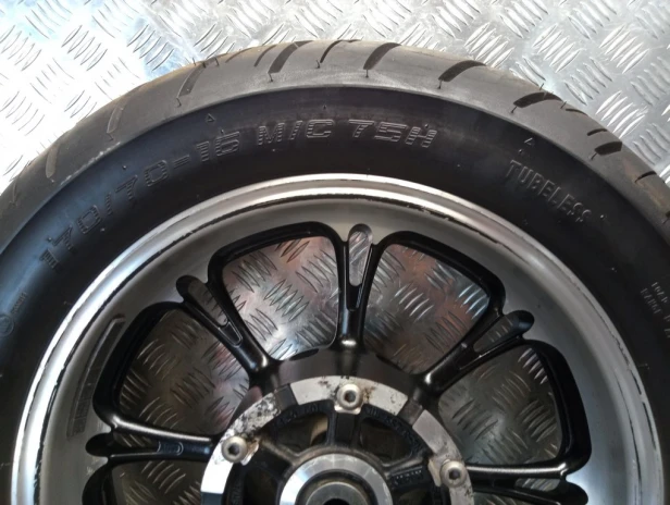 Felga koło tył J16M/CxMT4.50 YAMAHA XVS 950 MIDNIGHT STAR 09-17r   PN. 5S7-25338-01