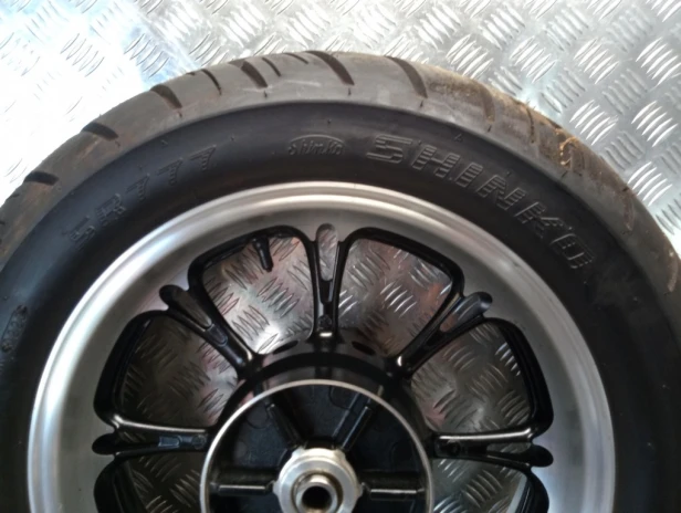 Felga koło tył J16M/CxMT4.50 YAMAHA XVS 950 MIDNIGHT STAR 09-17r   PN. 5S7-25338-01