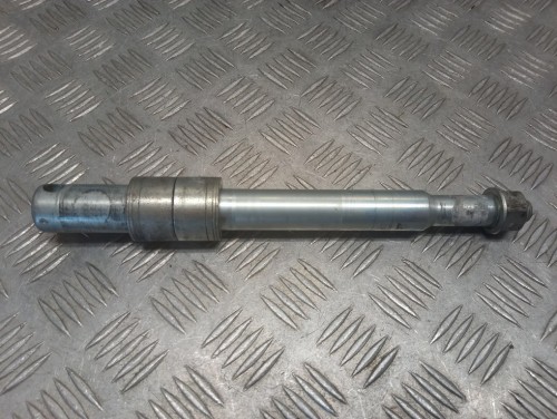 Ośka oś koła przód HARLEY DAVIDSON DYNA STREET BOB FXDB 07-17r   PN. 41628-08
