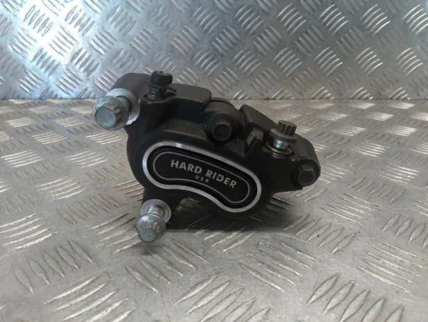 Zacisk hamulca przód lewy HARLEY DAVIDSON DYNA STREET BOB FXDB 07-17r   PN. 41300001