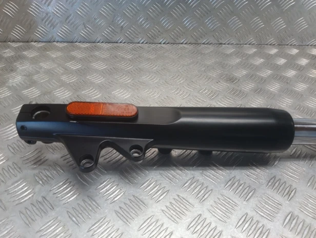 Laga zawieszenia przód lewa VICTORY VEGAS / 8-BALL 03-17r   PN. 2202502