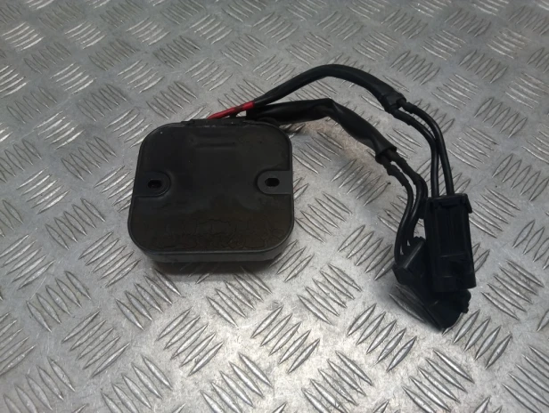 Regulator napięcia VICTORY VEGAS / 8-BALL 06-10r   PN. 4011062