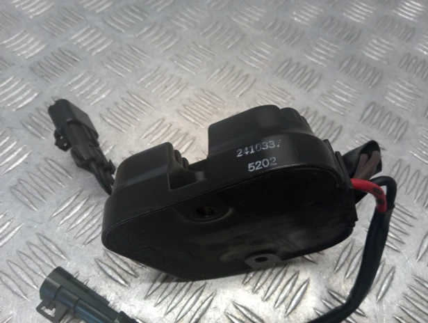 Regulator napięcia VICTORY VEGAS / 8-BALL 06-10r   PN. 4011062