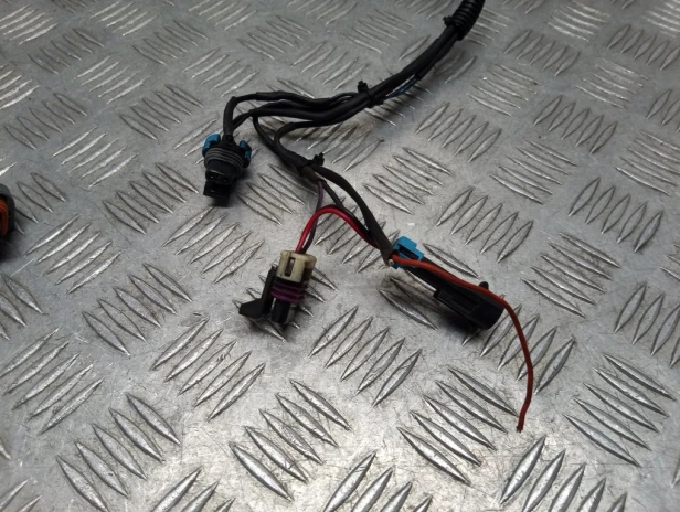 Instalacja wiązka lampy tył VICTORY VEGAS / 8-BALL 04-06r   PN. 2410473
