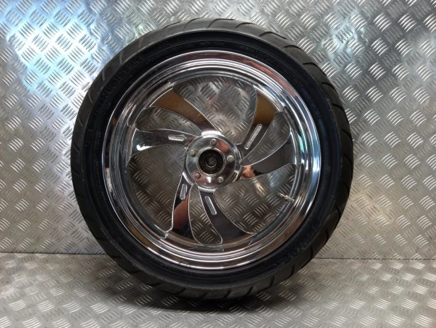 Felga koło tył J18M/CxMT5.00 VICTORY VEGAS / 8-BALL 04-06r   PN. 1521116