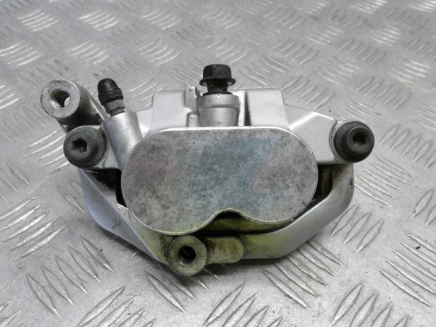 Zacisk hamulca przedni lewy YAMAHA XVZ 1300 ROYAL STAR VENTURE 99-13r   PN. 4WM-2580T-01