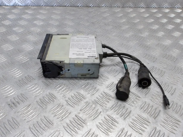 Radio magnetofon odtwarzacz kaset YAMAHA XVZ 1300 ROYAL STAR VENTURE 99-13r   PN. 4XY-88150-00