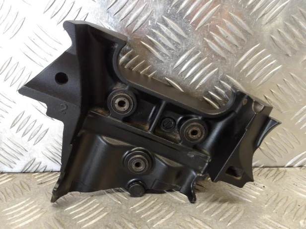 Osłona głowicy cylindra przód lewa YAMAHA XVZ 1300 ROYAL STAR VENTURE 99-13r   PN. 4XY-11187-20