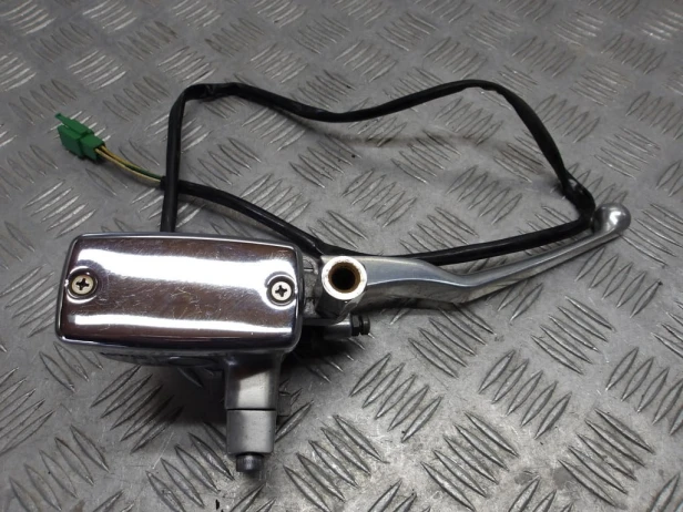 Pompa hamulca przedniego YAMAHA XVZ 1300 ROYAL STAR VENTURE 99-06r   PN. 4XY-W2587-01