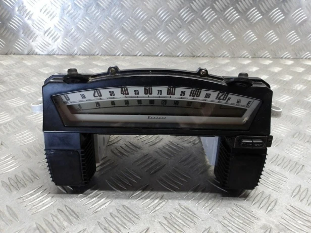 Licznik zegary YAMAHA XVZ 1300 ROYAL STAR VENTURE 99-04r   PN. 4XY-83500-01