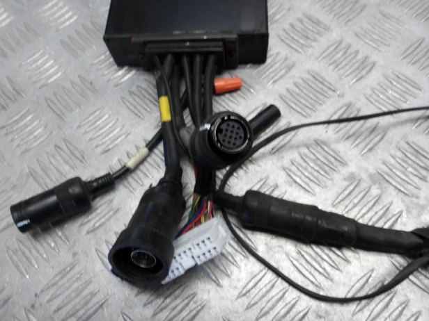 Radio moduł radia Amp Power YAMAHA XVZ 1300 ROYAL STAR VENTURE 99-13r   PN. 4XY-88132-01