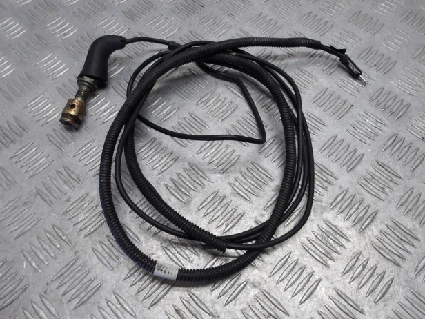 Przewód gniazdo anteny FM YAMAHA XVZ 1300 ROYAL STAR VENTURE 00-13r   PN. 4XY-88146-10