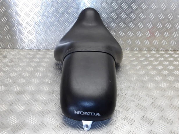 Siedzenie fotel kanapa HONDA VT 1100 C2 SHADOW SABRE 00-07r   PN. 77200-MCK-A30