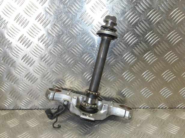 Półka dolna sztyca HONDA VT 1100 C2 SHADOW SABRE 00-07r   PN. 53219-MCK-A50