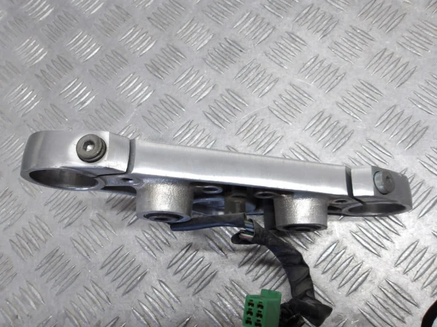 Półka górna zawieszenia przód HONDA VT 1100 C2 SHADOW SABRE 00-07r   PN. 53300-MBA-J11