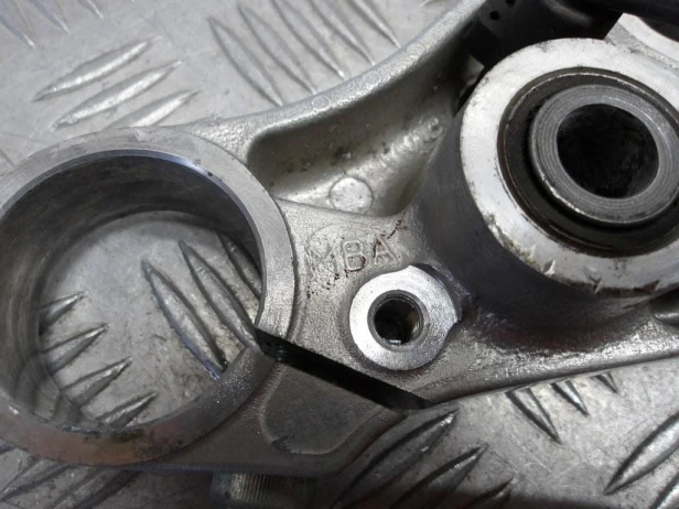 Półka górna zawieszenia przód HONDA VT 1100 C2 SHADOW SABRE 00-07r   PN. 53300-MBA-J11