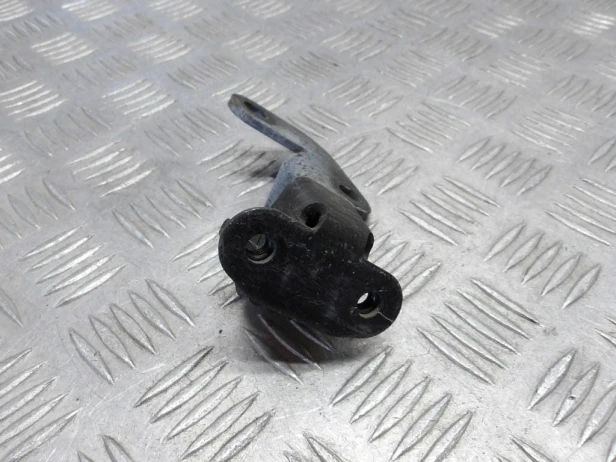 Mocowanie stelaż silnika przód HONDA VT 1100 C2 SHADOW SABRE 00-07r   PN. 50135-MAH-000