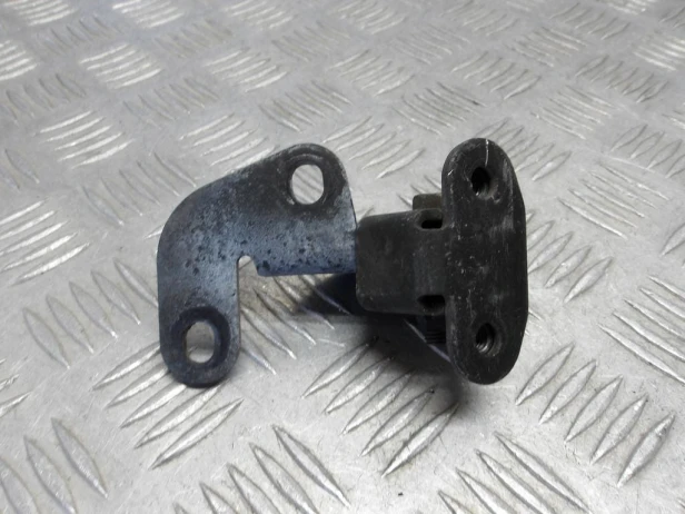 Mocowanie stelaż silnika przód HONDA VT 1100 C2 SHADOW SABRE 00-07r   PN. 50135-MAH-000
