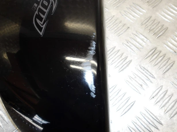 Boczek osłona bocznka prawa HONDA VT 1100 C2 SHADOW SABRE 00-07r   PN. 83510-MCK-A60