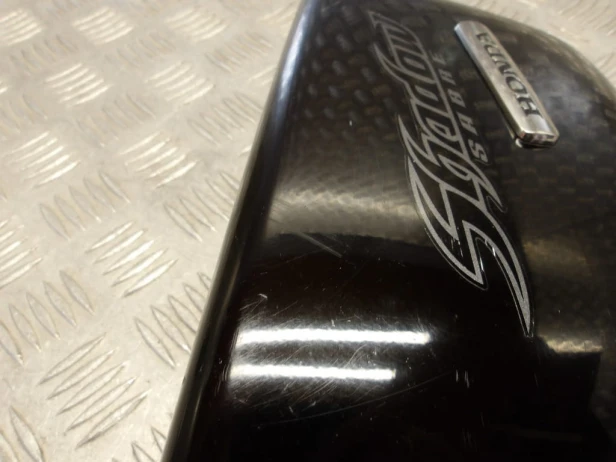 Boczek osłona boczna lewa HONDA VT 1100 C2 SHADOW SABRE 00-07r   PN. 83610-MCK-A60