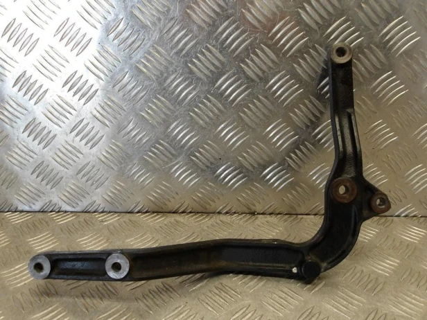 Stelaż mocowanie wydechu HONDA VT 1100 C2 SHADOW SABRE 00-07r   PN. 18455-MCK-A00