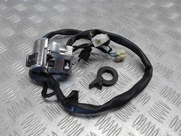 Przełącznik lewy przyciski świateł HONDA VT 1100 C2 SHADOW SABRE 00-07r   PN. 35020-MCK-A00