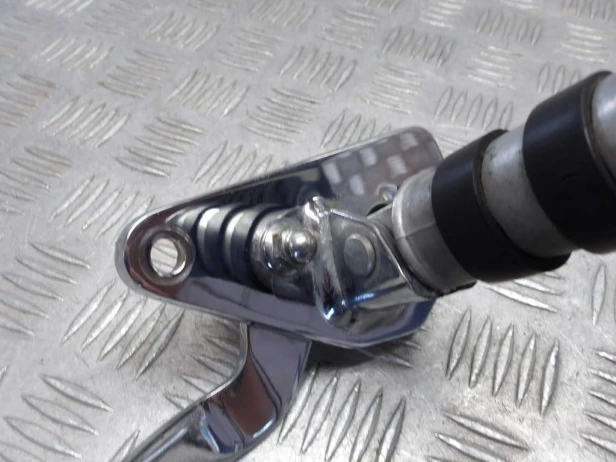 Set podnóżek kierowcy lewy dźiwgnia biegów HONDA VT 1100 C2 SHADOW SABRE 00-07r   PN. 50625-MAA-A80