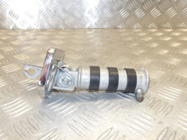 Set podnóżek kierowcy prawy HONDA VT 1100 C2 SHADOW SABRE 00-07r   PN. 50615-MCK-A00