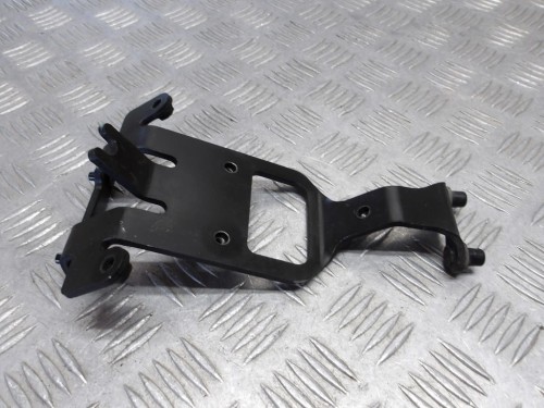 Stelaż mocowanie lampy przód HONDA VT 1100 C2 SHADOW SABRE 00-07r   PN. 61311-MBA-000