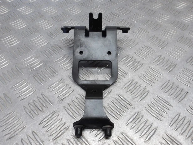 Stelaż mocowanie lampy przód HONDA VT 1100 C2 SHADOW SABRE 00-07r   PN. 61311-MBA-000