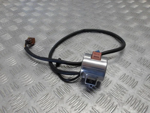 Przełącznik prawy starter HONDA VT 1100 C2 SHADOW SABRE 00-07r   PN. 35013-MAH-A02