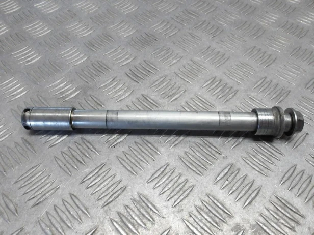 Ośka oś koła przód HONDA VT 1100 C2 SHADOW SABRE 00-07r   PN. 44301-MAH-671