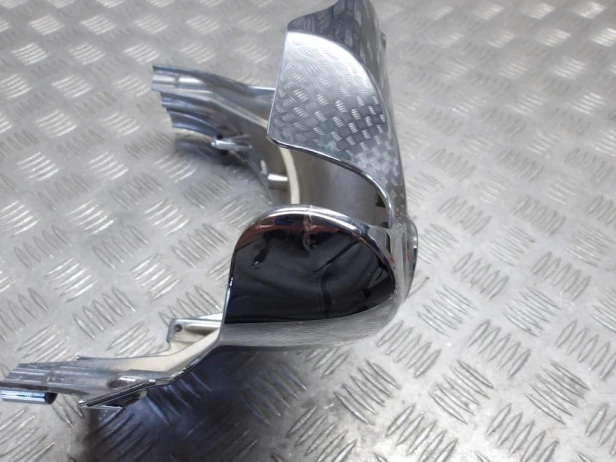 Obudowa lampy przód lewa KAWASAKI VN 2000 VULCAN 04-07r   PN. 55022-0012