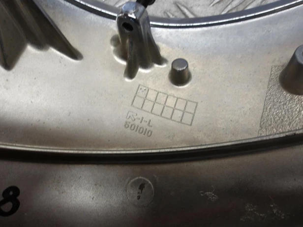 Obudowa lampy przód lewa KAWASAKI VN 2000 VULCAN 04-07r   PN. 55022-0012