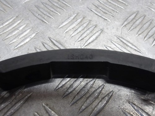 Stelaż mocowanie obudowy lampy KAWASAKI VN 2000 VULCAN 04-09r   PN. 13280-0021