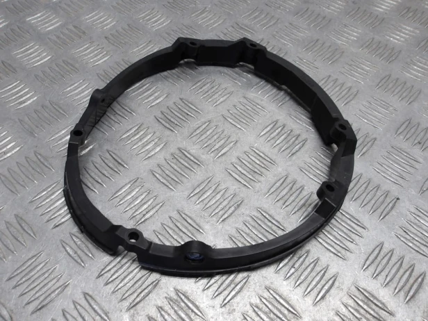 Stelaż mocowanie obudowy lampy KAWASAKI VN 2000 VULCAN 04-09r   PN. 13280-0021