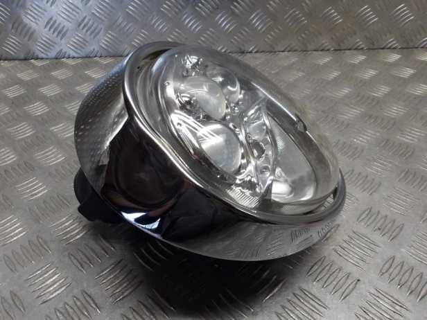 Lampa przód reflektor KAWASAKI VN 2000 VULCAN 04-09r   PN. 23007-0028